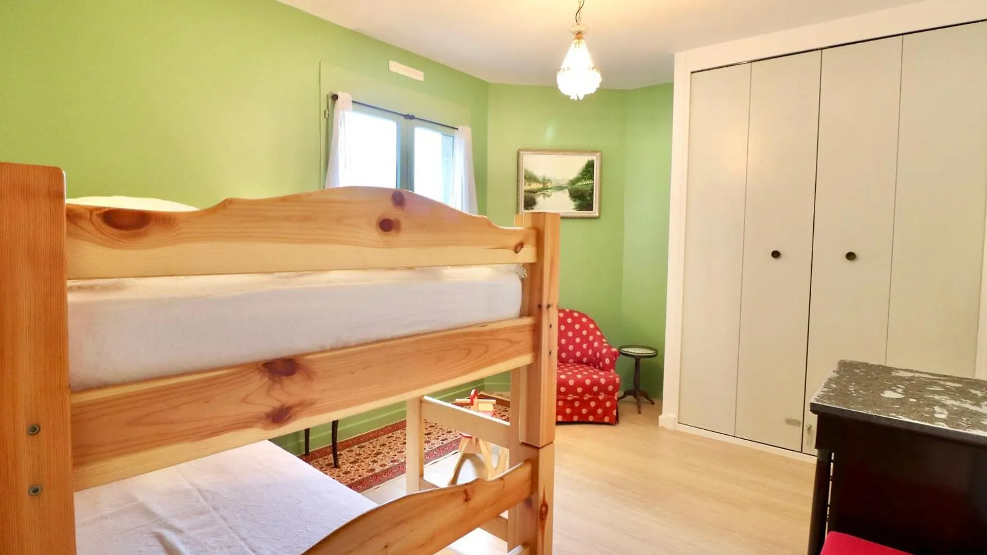 Apartment F3 Lumineux Avec Terrasse, Parking Et Wifi A Veyrier-Du-Lac - Fr-1-432-81