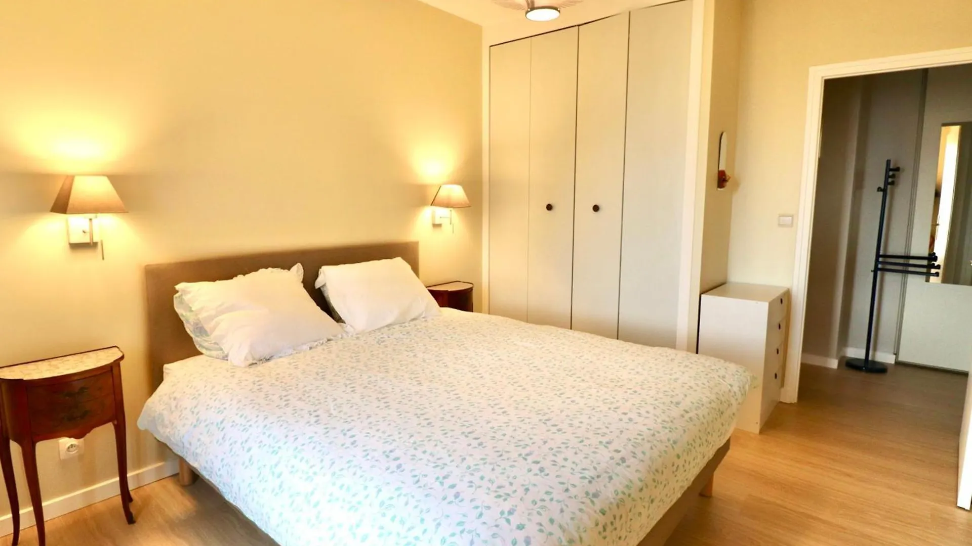 F3 Lumineux Avec Terrasse, Parking Et Wifi A Veyrier-Du-Lac - Fr-1-432-81 France